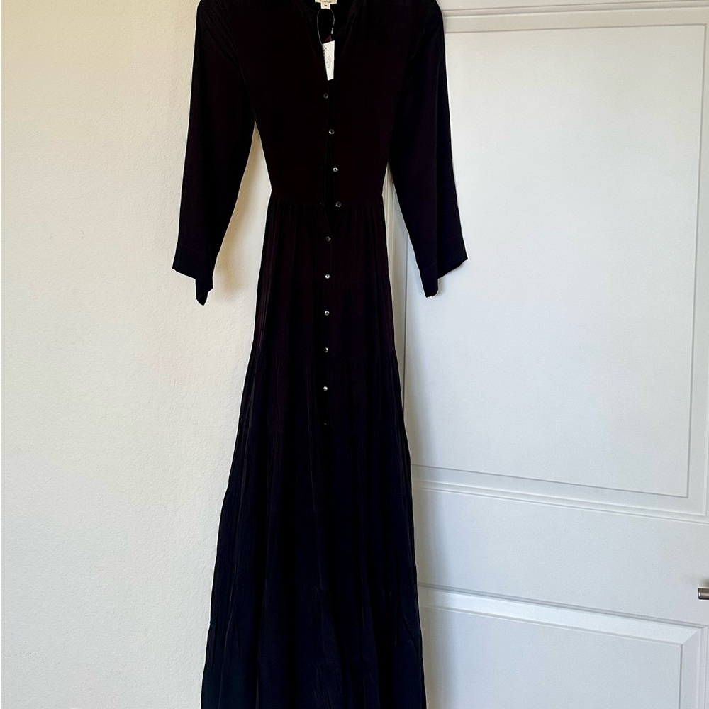 Elegant Black Long Sleeve Button-Down Dress